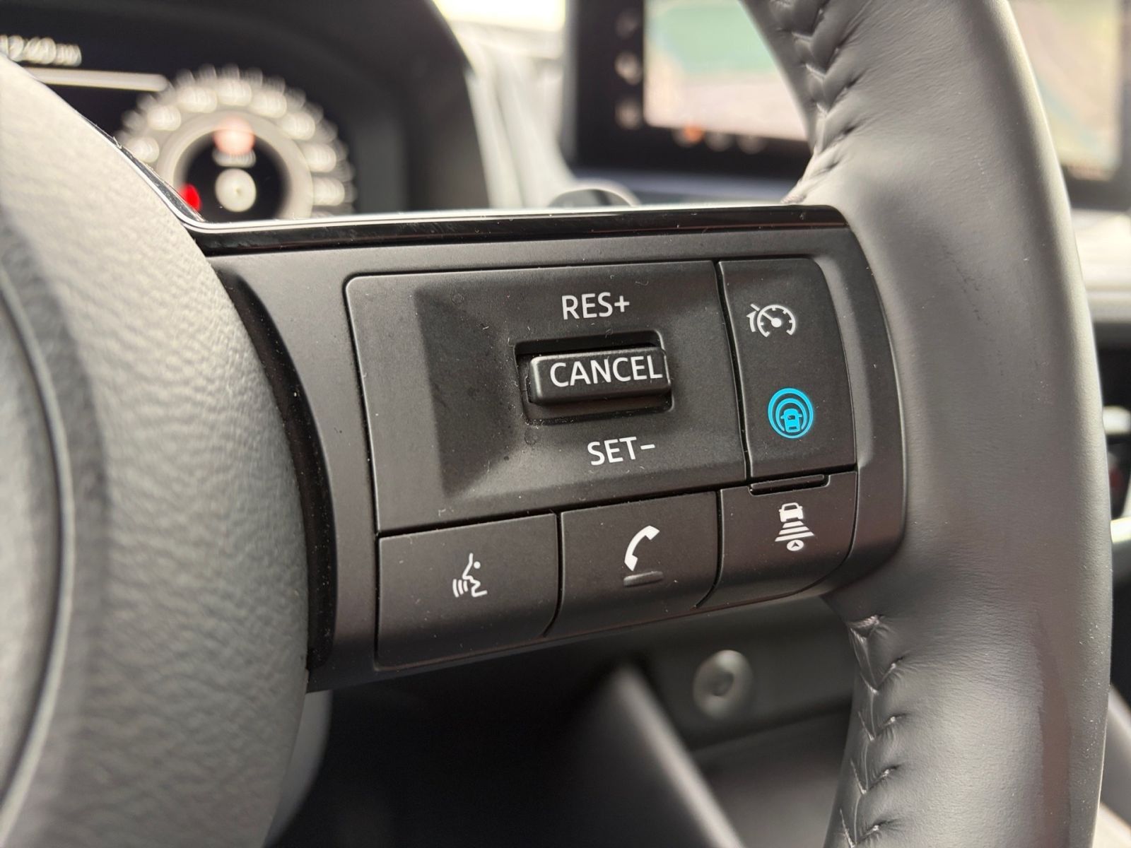 Fahrzeugabbildung Nissan Qashqai 1.3 DIG-T MHEV N-Connecta*NAVI*KAMERA*SH