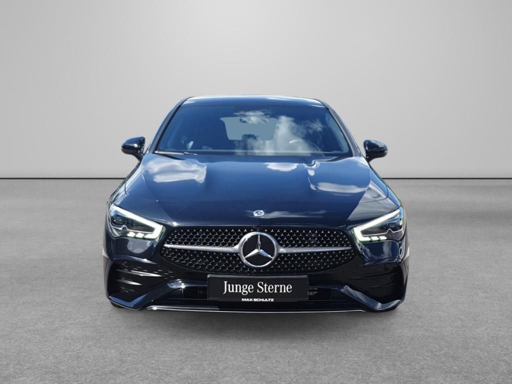 Fahrzeugabbildung Mercedes-Benz CLA 200 d Shooting Brake AMG Line*el. Heckklappe