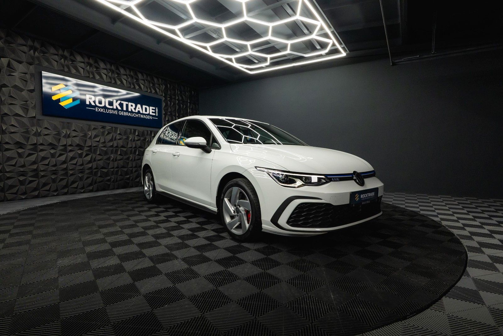 Fahrzeugabbildung Volkswagen Golf VIII Lim. GTE eHybrid Sport | LED | ACC