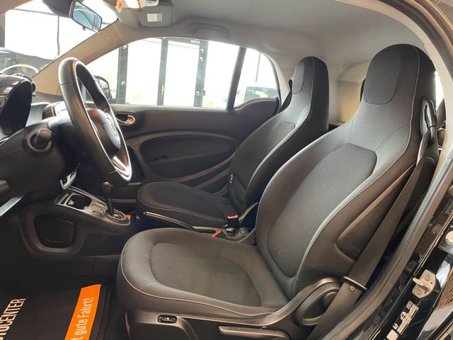 Smart ForTwo coupe 52kW *19%MwSt*MFL*NAVI*SHZ*