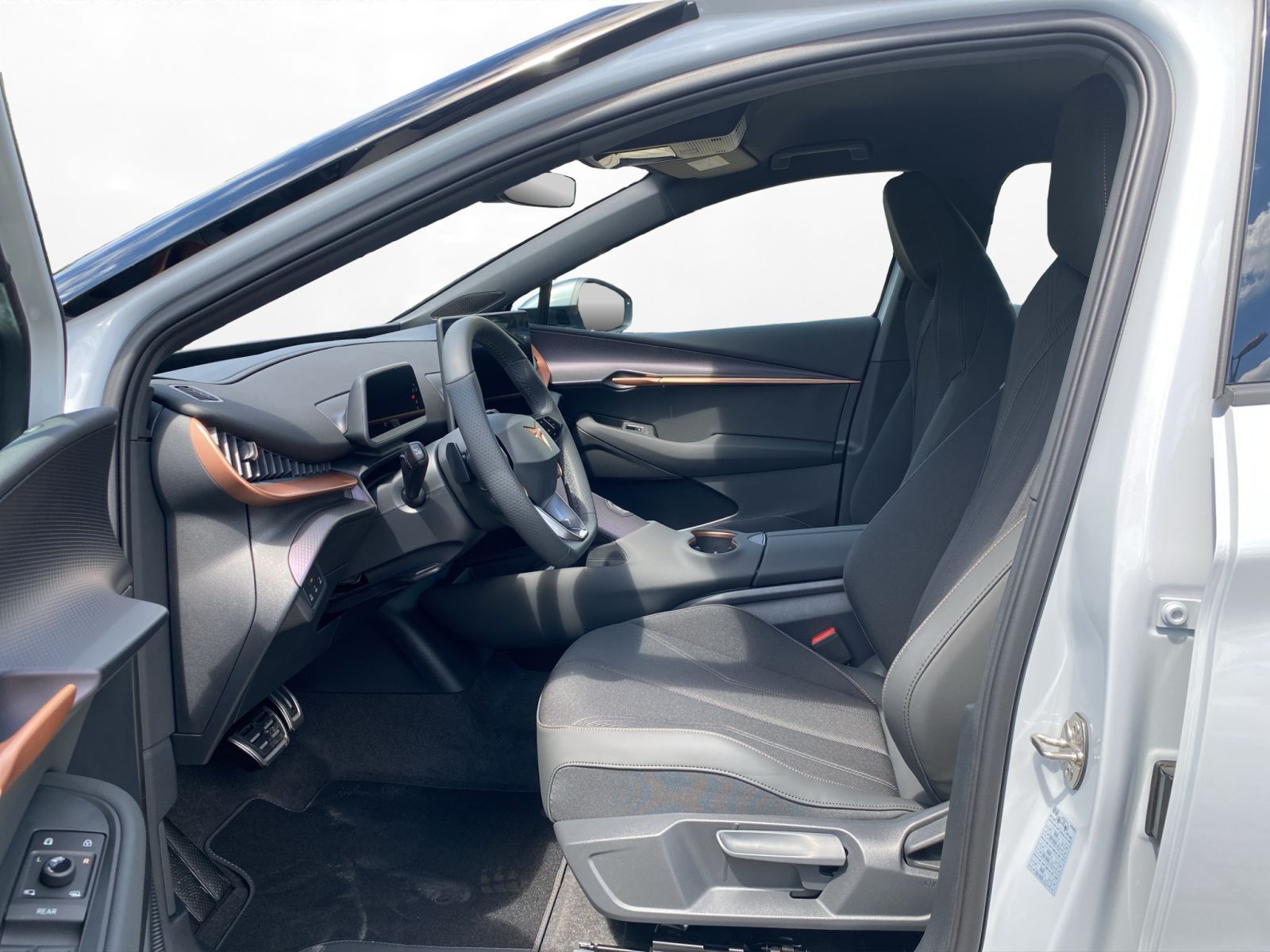 Cupra Tavascan - Bild 9