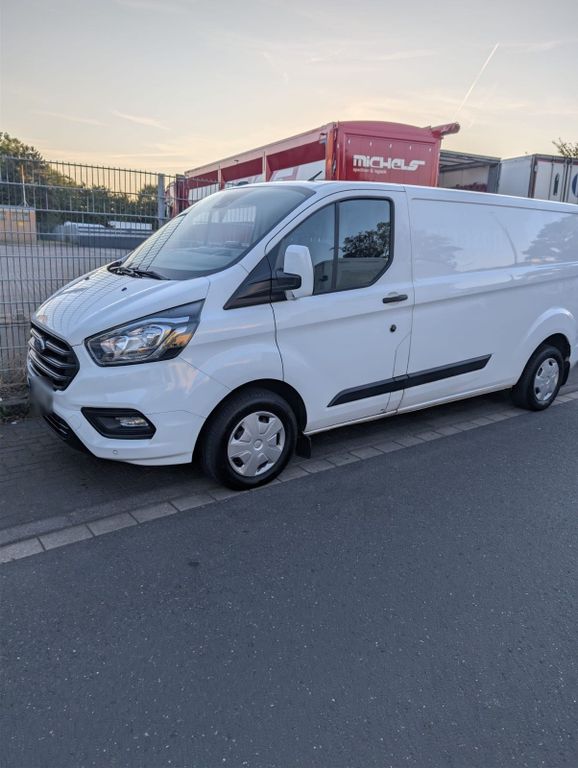 Image of Ford Transit Custom