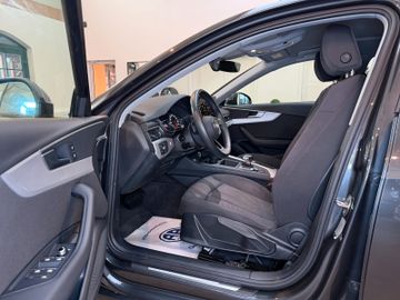Audi A4 - 8