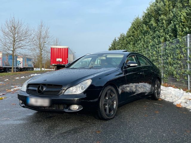 Mercedes-Benz Mercedes Benz CLS 500 5,5L V8 387 PS HU: 0...