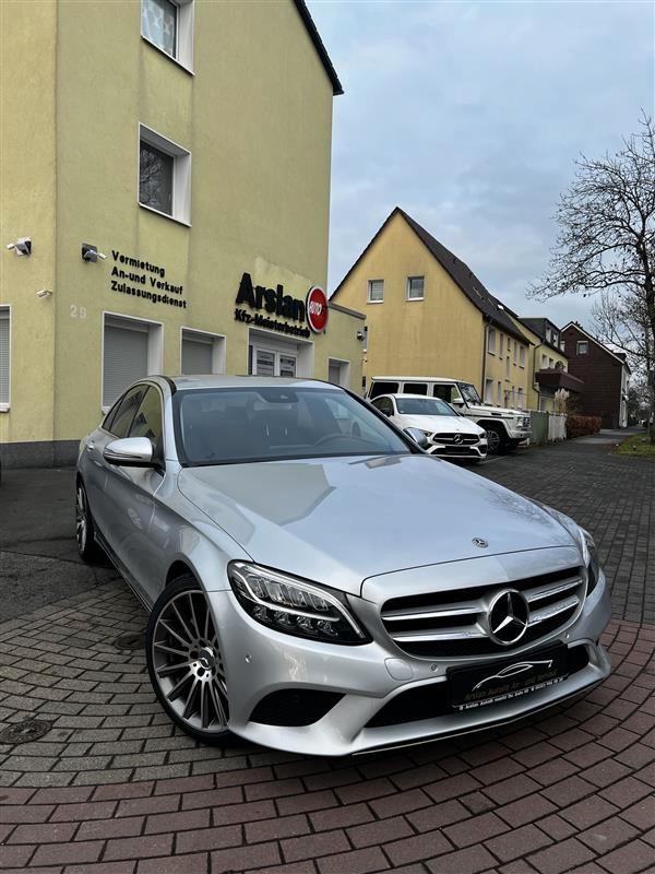 Mercedes-Benz C 200 MildHybrid Gepflegt !