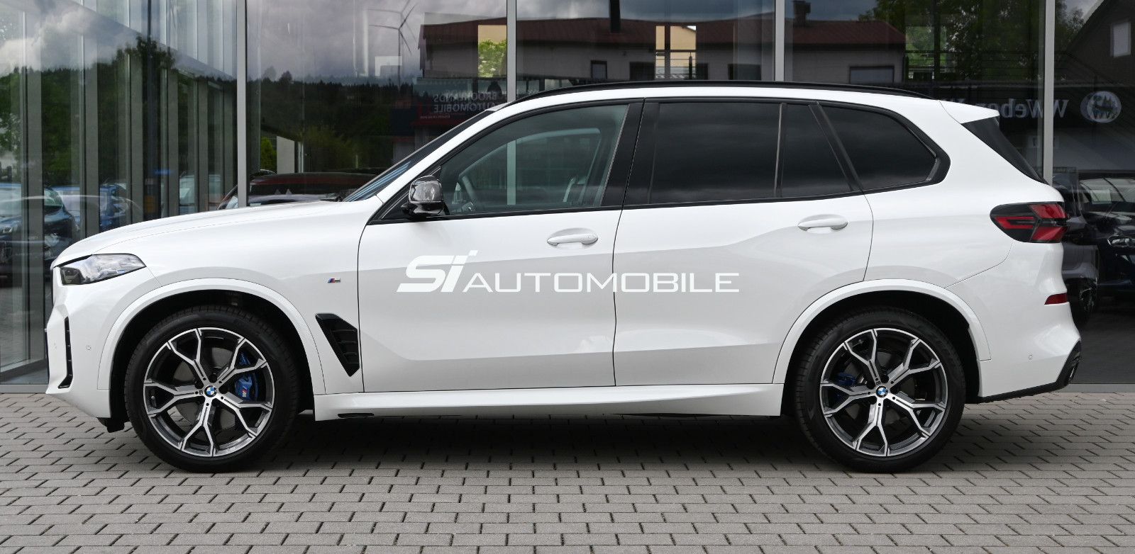 Fahrzeugabbildung BMW X5 xDr.30d M-Sport Pro °UVP 127.740€°EXKL.-PAKET