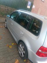 Volkswagen Brackenheim - gebrauchte VW Touran aus dem Jahr 2004