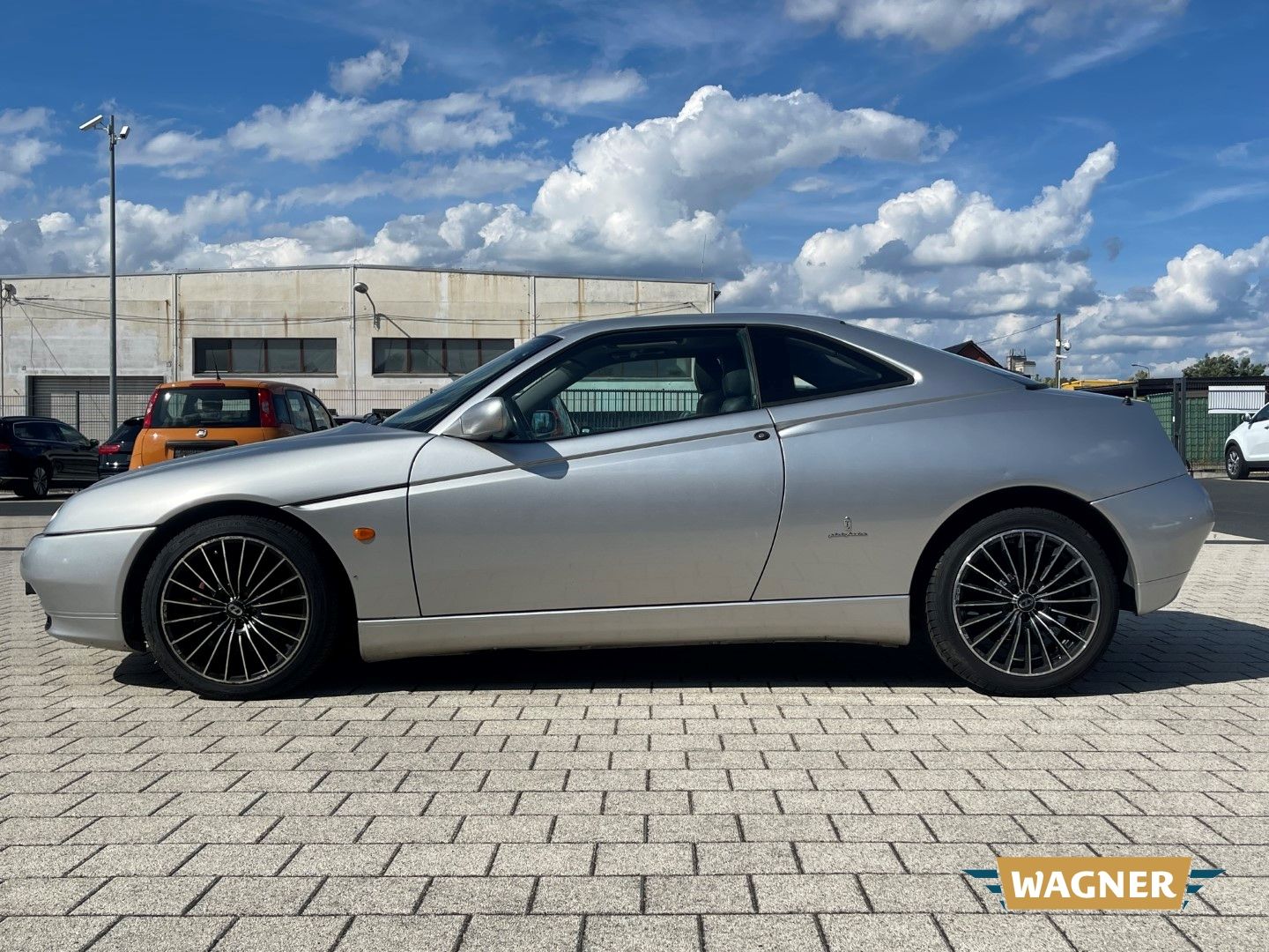 Fahrzeugabbildung Alfa Romeo GTV 3.0 V6 24V Klimaanlage Sitzheizung