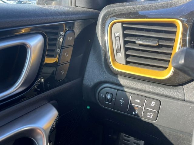 Fahrzeugabbildung Kia XCeed LED totWinkAss Verkehrszeichenerk