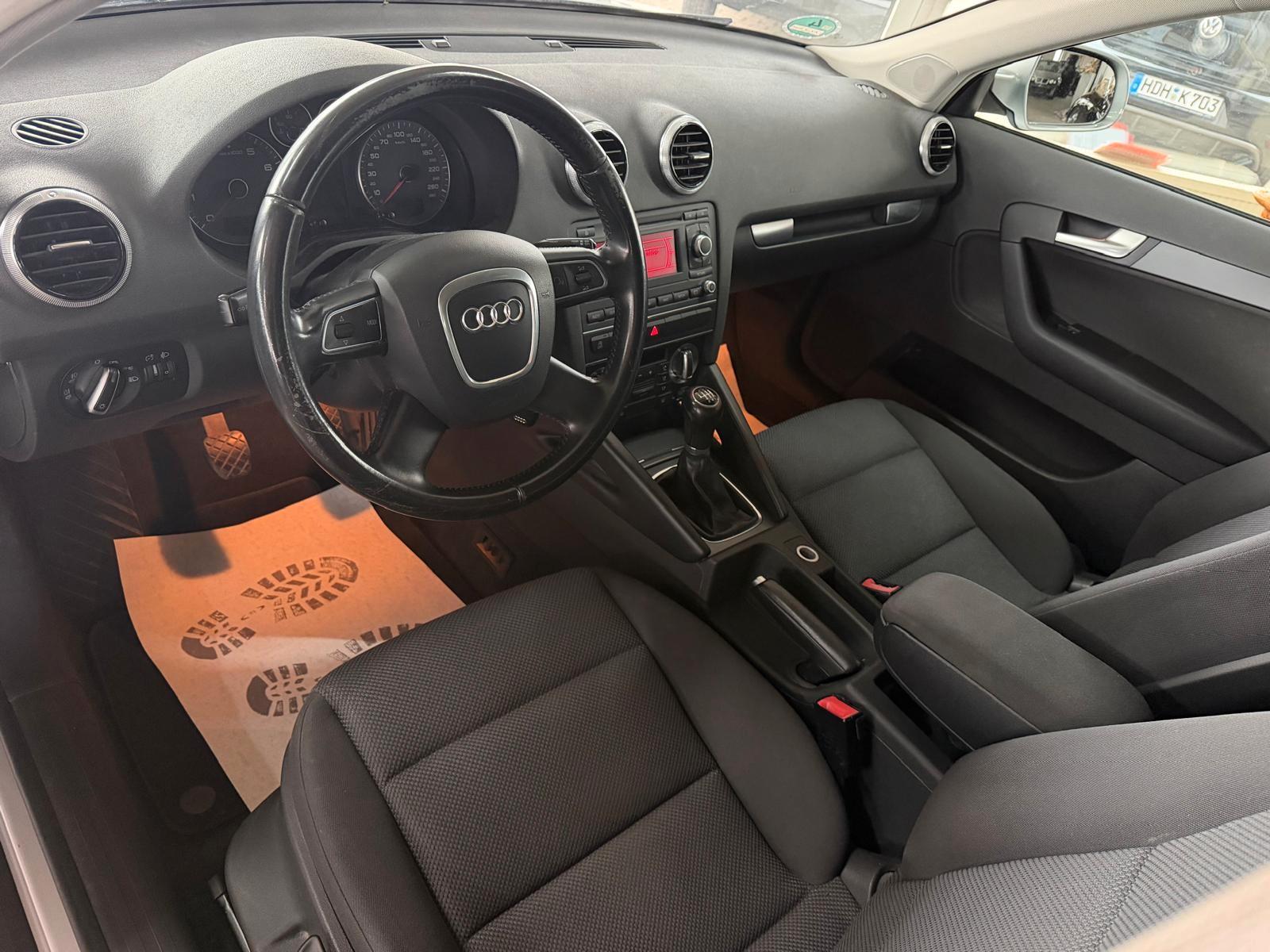 Audi A3 2011 — photo 9