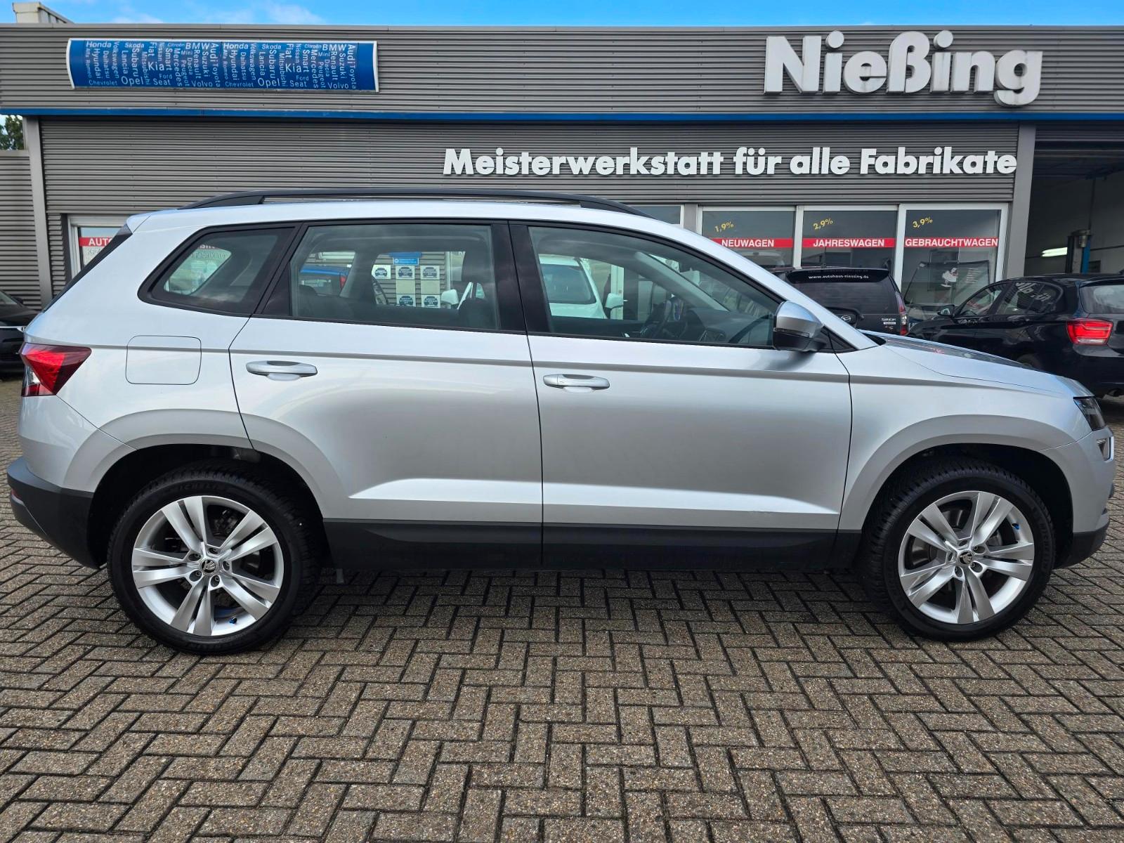 Skoda Karoq Style /Automatik/AHK/Leder