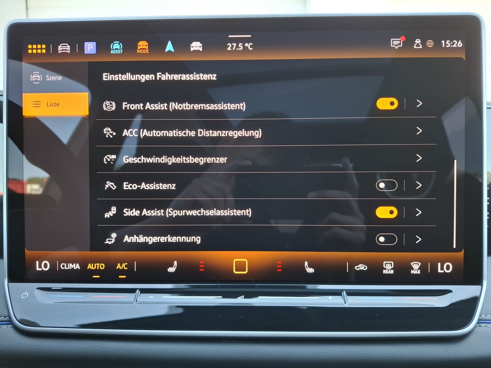 Fahrzeugabbildung Volkswagen Tiguan 2.0 TDI 4M R-Line BLACK*PAN*HK*AHK*MATRIX