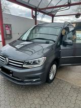 Volkswagen VW  Canddy Highline 2.0 DSG Behindertenger... - Volkswagen Tiguan: Van