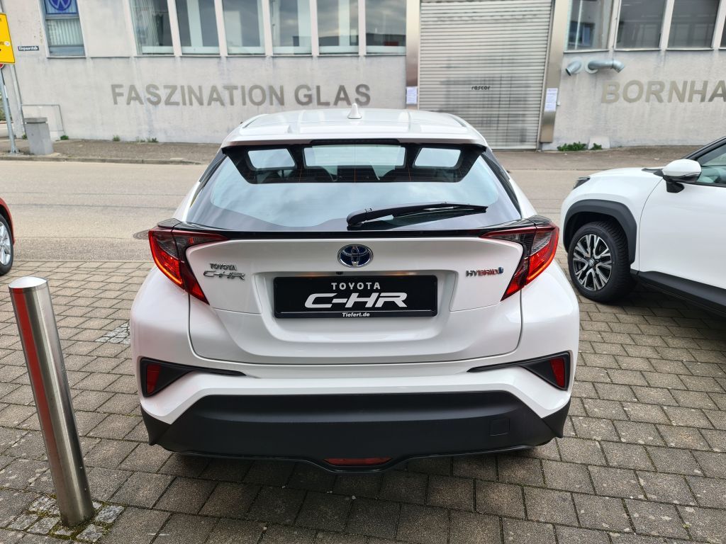 Toyota C-HR Hybrid 1.8l Flow foto 4
