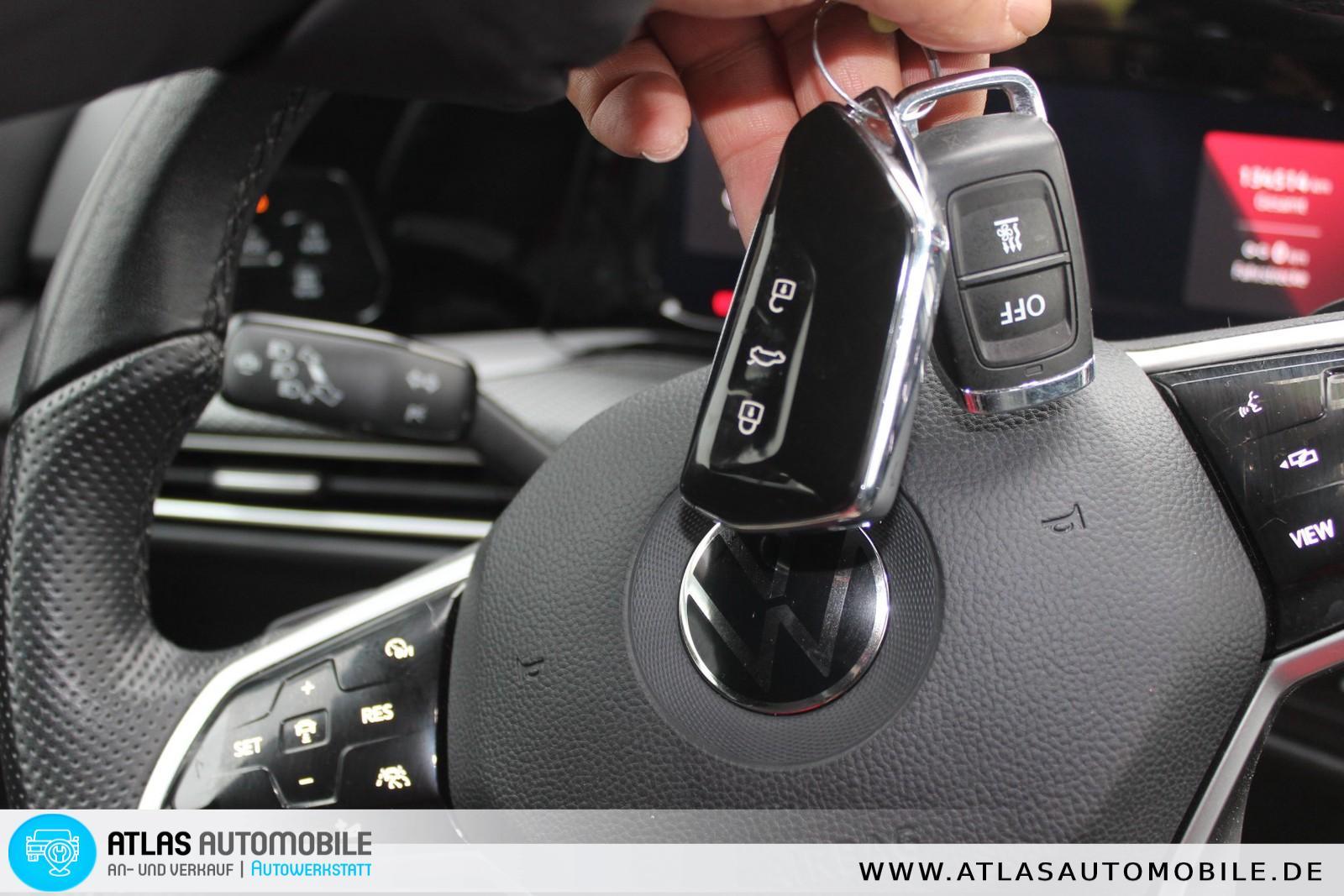 Volkswagen Golf VIII 2.0 TSI OPF DSG R-Line LED V+H=NAVI=AC, миниатюра 12