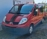 Renault Trafic wenig km 2. Hand - gebrauchte Renault Trafic aus dem Jahr 2011