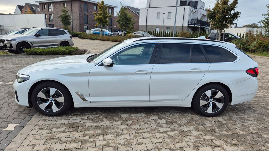Image of BMW 520