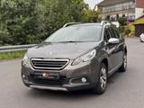 Peugeot 2008 Allure 1.6 120PS/PANO/Tempomat/NAVI - Peugeot 2008: Limousine