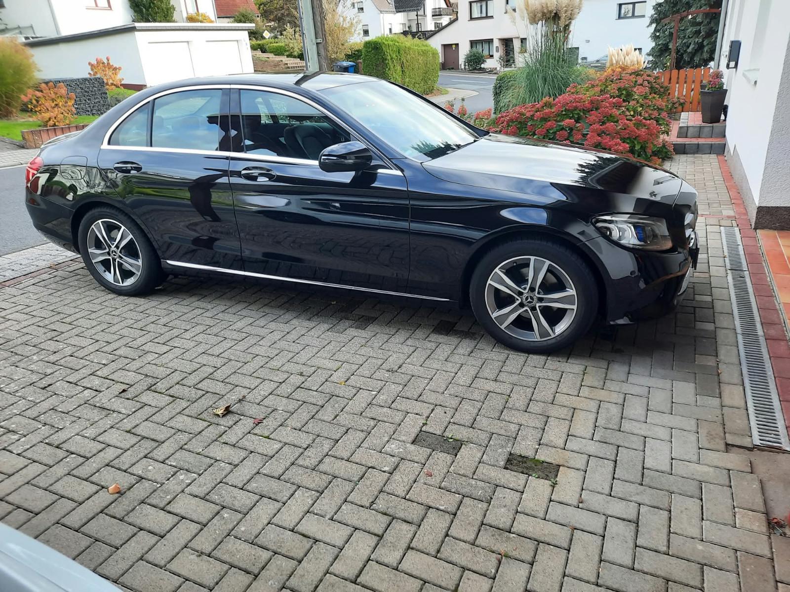 Mercedes-Benz C 180