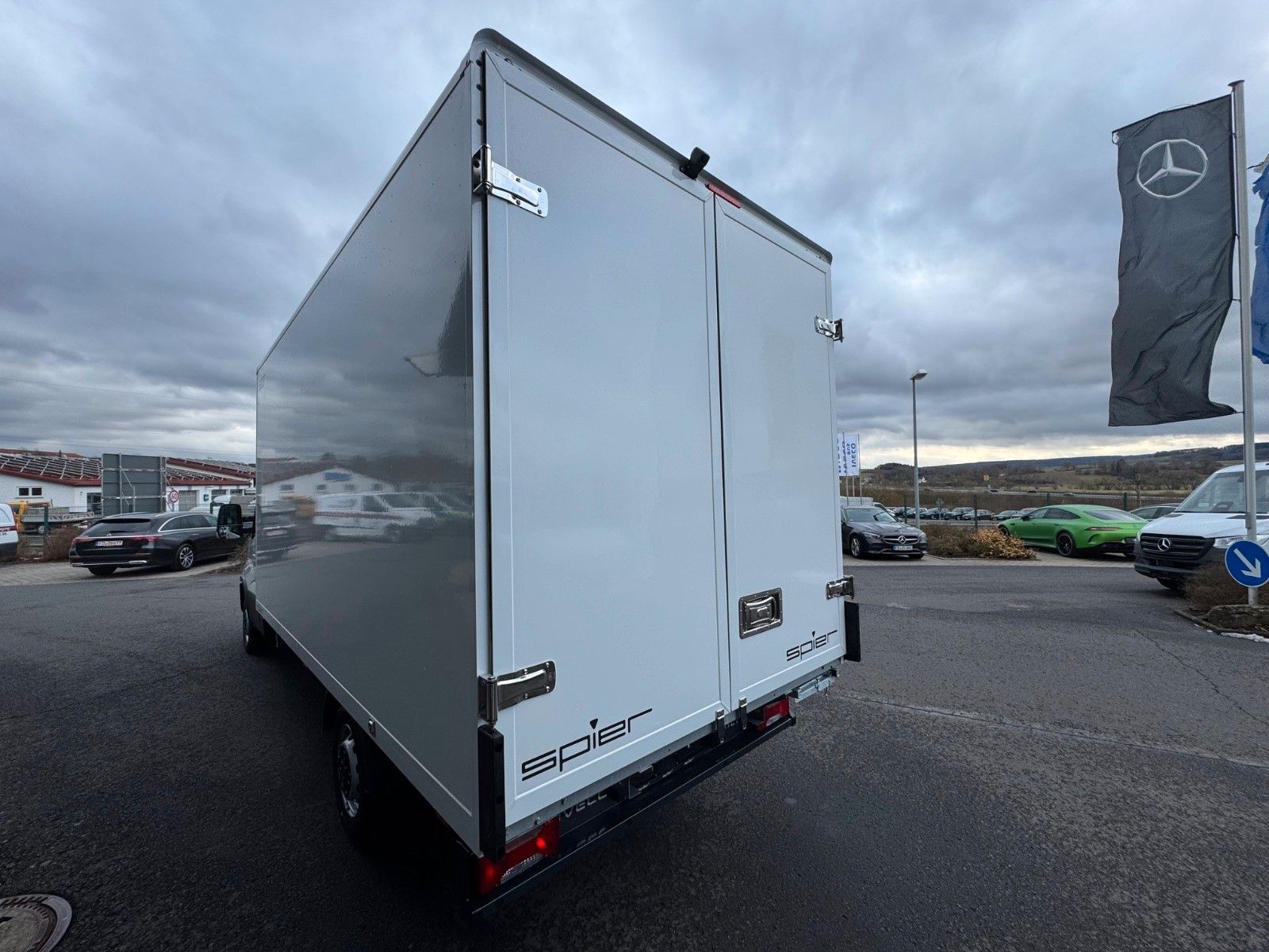 Fahrzeugabbildung Iveco Daily 35S14 A8 *R4.100mm*Automatik*Kamera*SPIER*