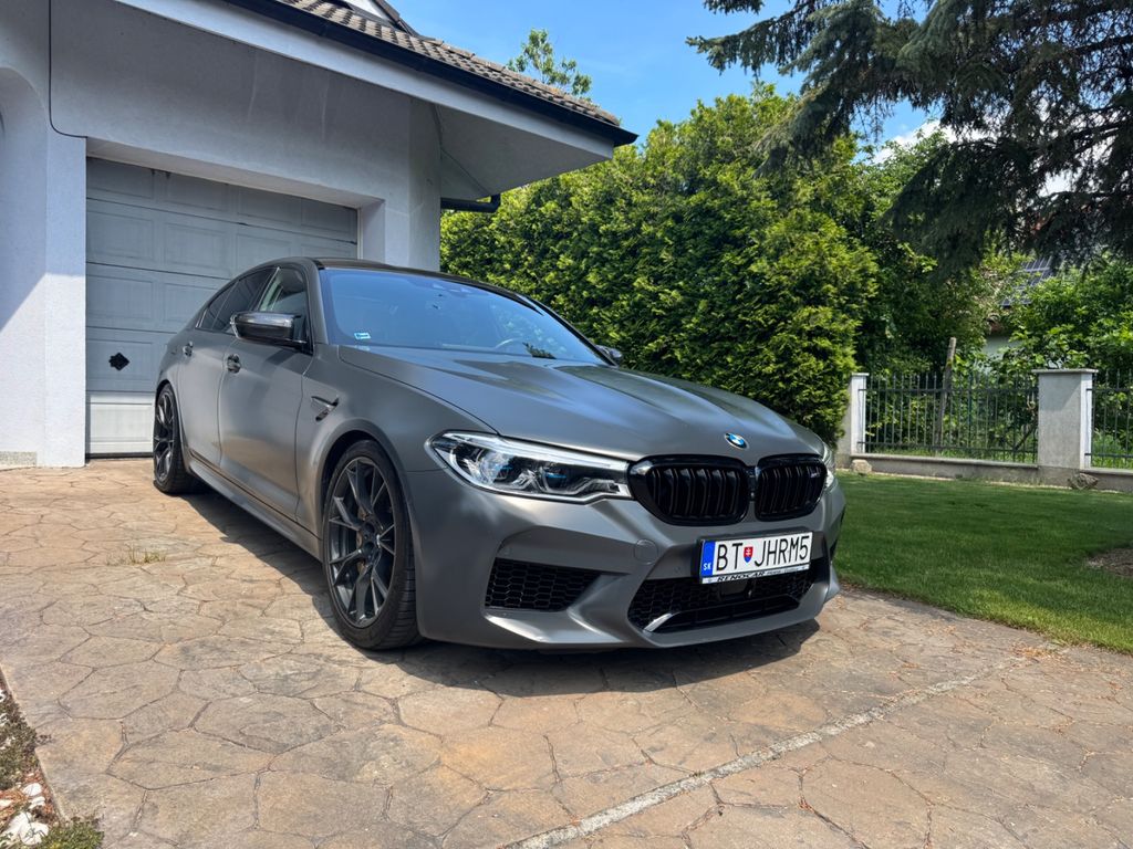 Image of BMW M5