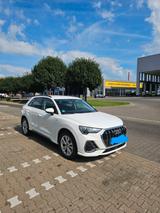 Audi Q3 45 TFSI e S tronic S line Ibisweiß