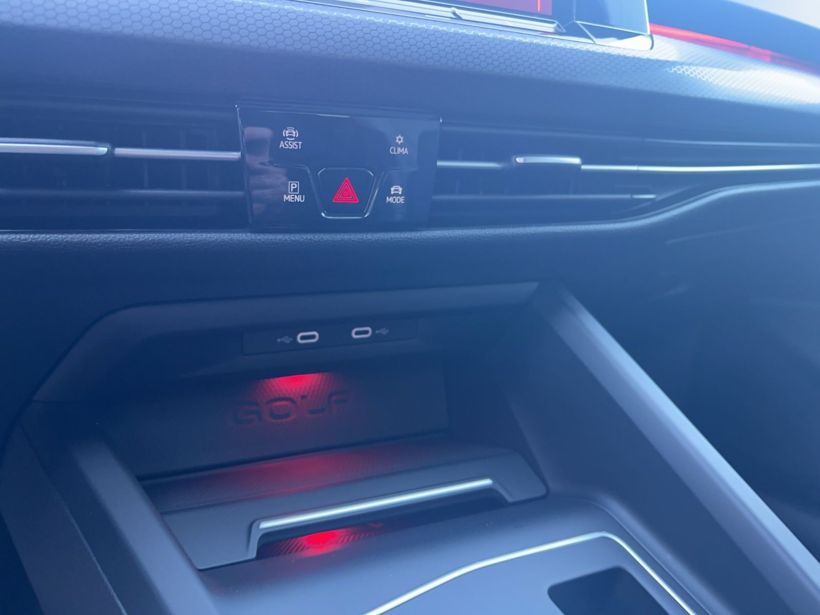 Golf VIII GTI 2.0 TSI DSG Pano*Navi*ACC*Leder