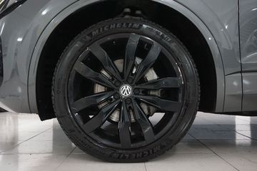 Volkswagen Touareg - 6