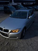 BMW 318i Sport 1.Hand/Navi/PDC original 2 21900 km - gebrauchte BMW 318 aus dem Jahr 2009