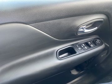 Jeep Renegade 1.3 Plug-In Hybrid S *Sitzheiz*LED*DAB*