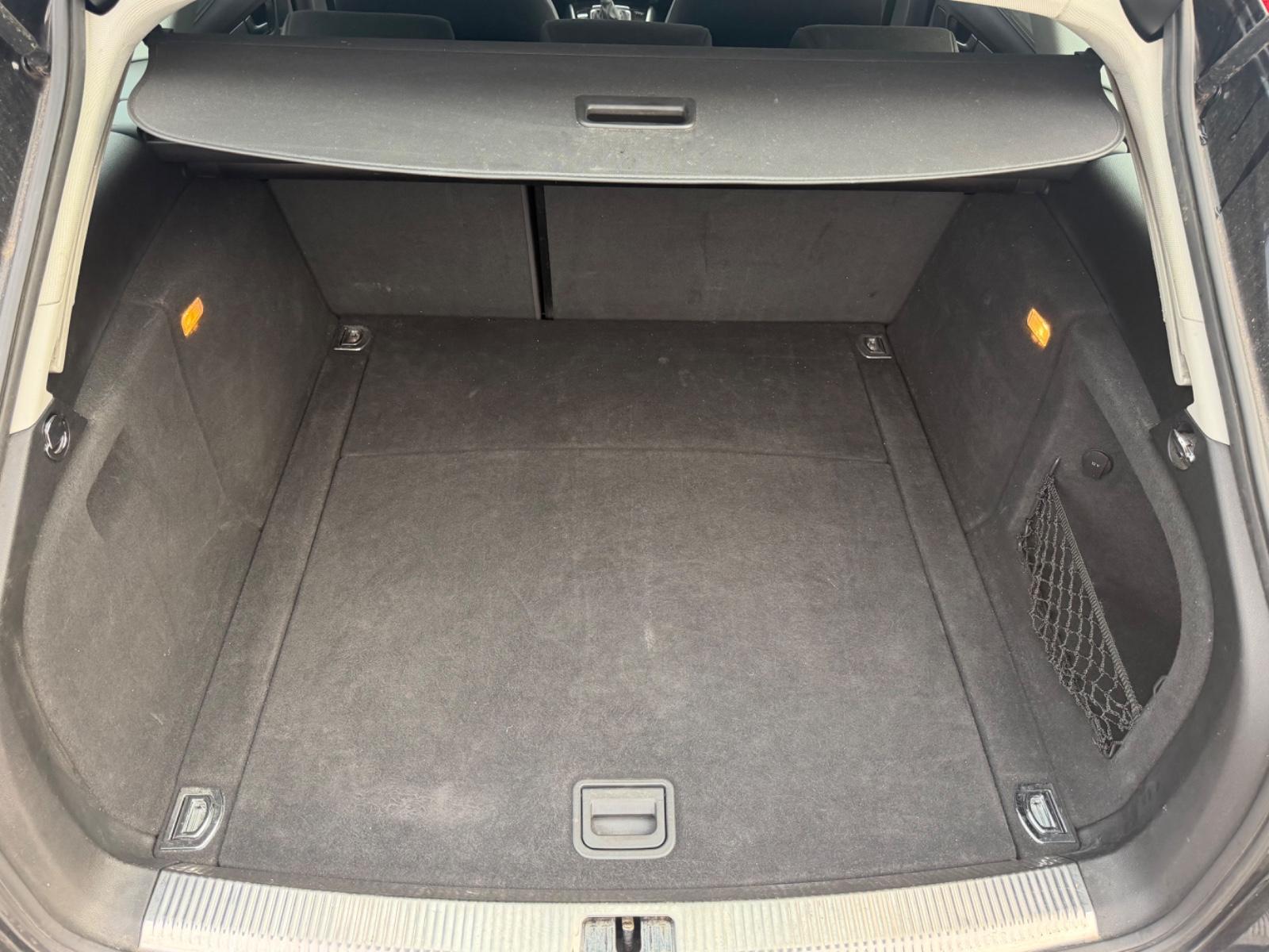 Audi A4 2009 — photo 13