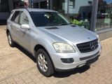 Mercedes-Benz ML 320 CDI mit AHK - Mercedes-Benz ML 320 aus 2007