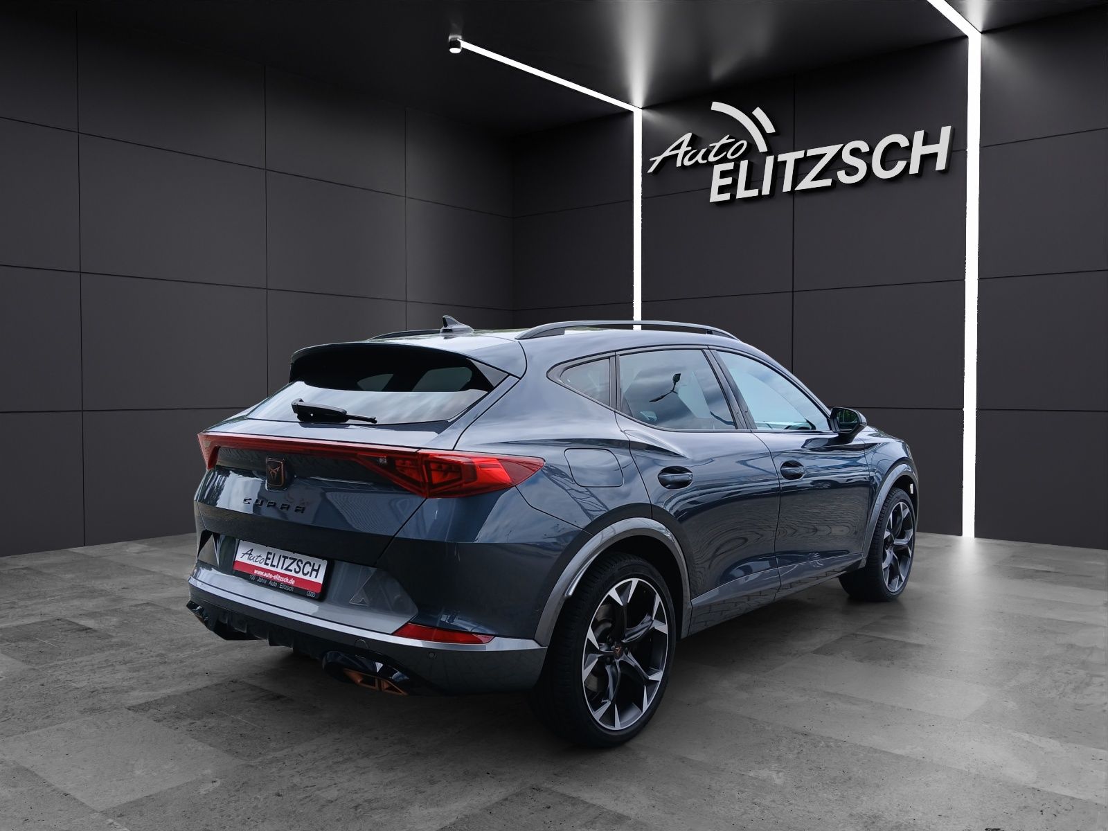 Fahrzeugabbildung CUPRA Formentor VZ e-HYBRID DSG LED ACC NAVI RFK SH 19