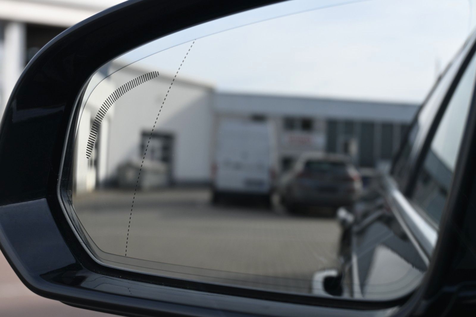 Fahrzeugabbildung Volvo V90 B4 D Plus Bright*STDHZG*360°*PANO*ACC*AHK