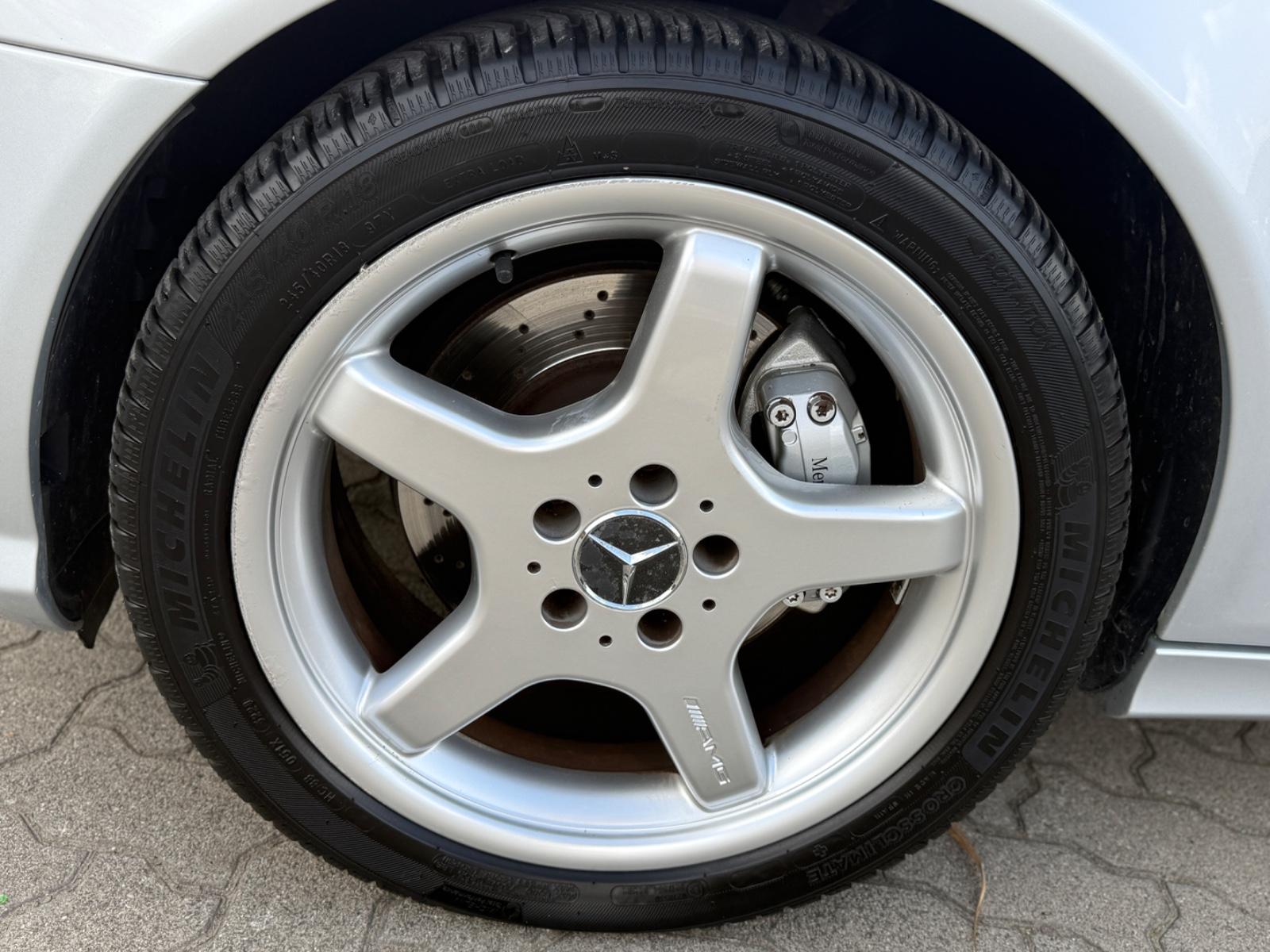 Mercedes-Benz E350 2005 — photo 21