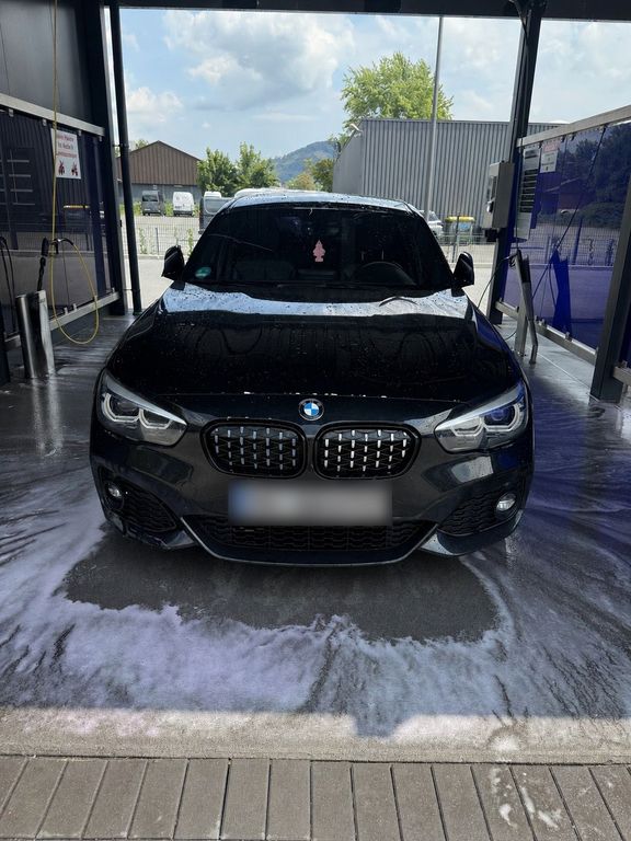 Image of BMW 118