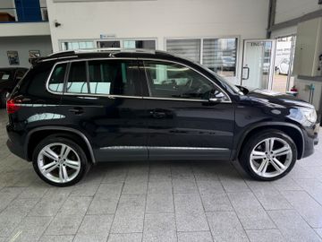 Volkswagen Tiguan - 6