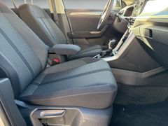 VW T-Roc Limited 1.5DSG AHK LED ACC  8Fach