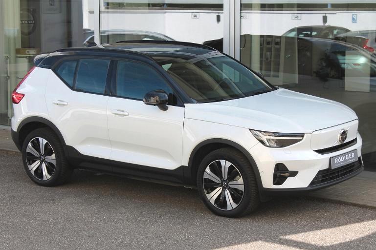 Volvo XC40 Ultimate Recharge Pure Electric AWD