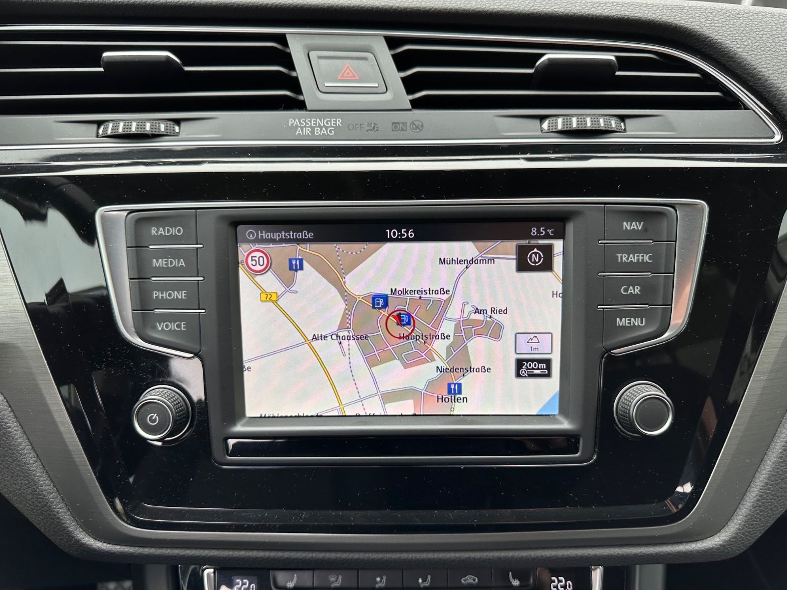 Fahrzeugabbildung Volkswagen Touran Comfortline 1.4 TSI 7-Sitze/ACC/SHZG/Navi