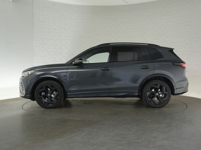 Tiguan R-LINE TDI DSG 4MOTION+AHK+RÜCKFAHRKAMERA