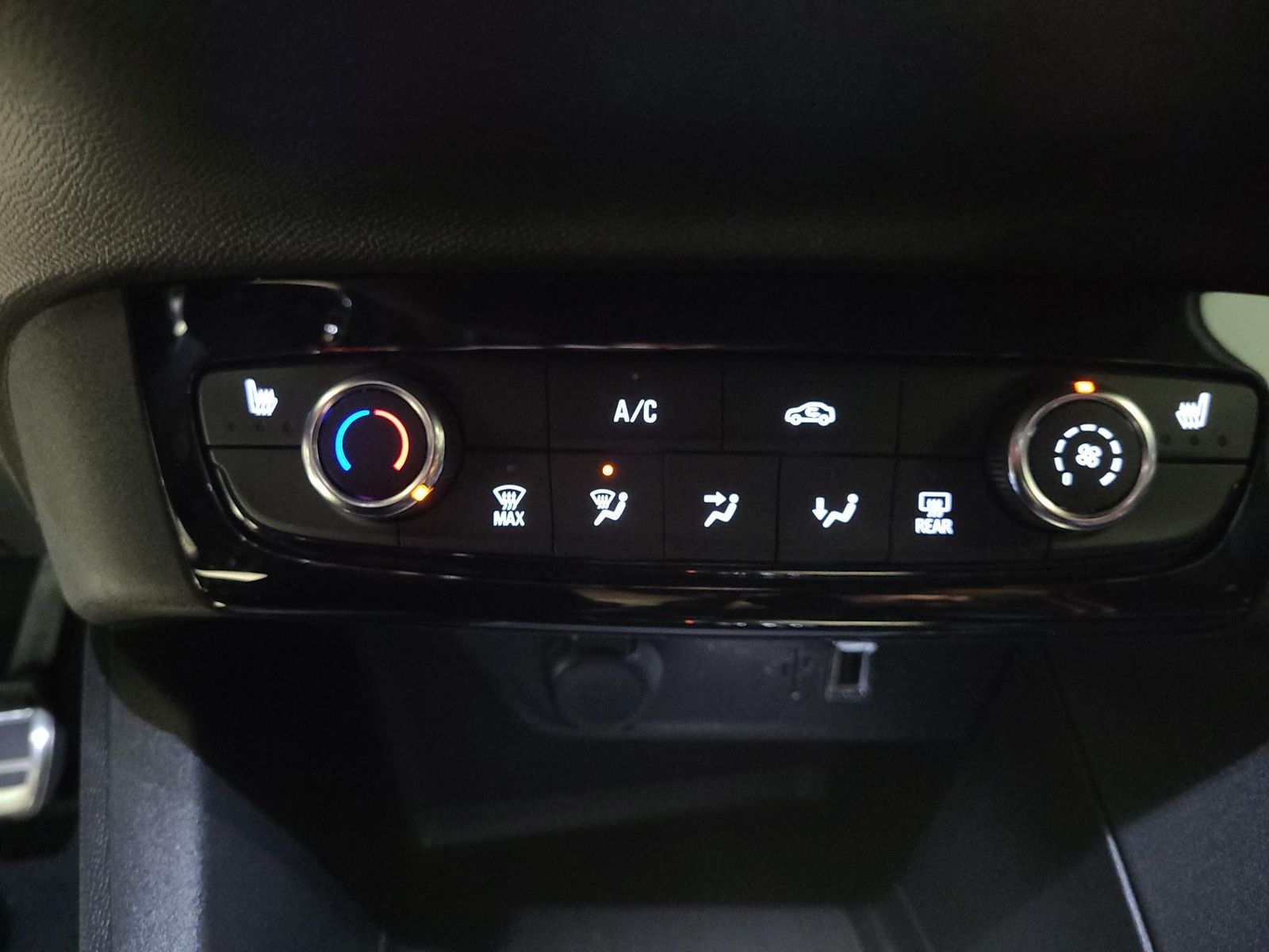 Fahrzeugabbildung Opel Corsa F GS Line +SHZ+TEMPOMAT+LANEASSIST+PDC