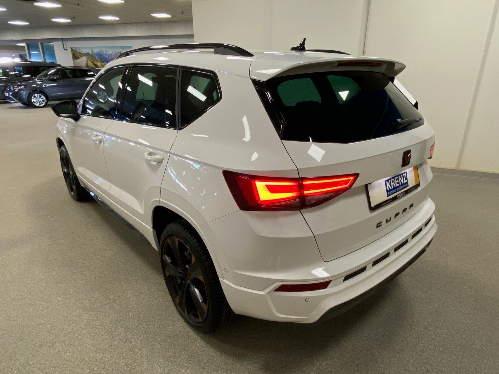 Fahrzeugabbildung CUPRA Ateca 1.5 TSI DSG+AHK schwenk+5 J Garantie+19"+
