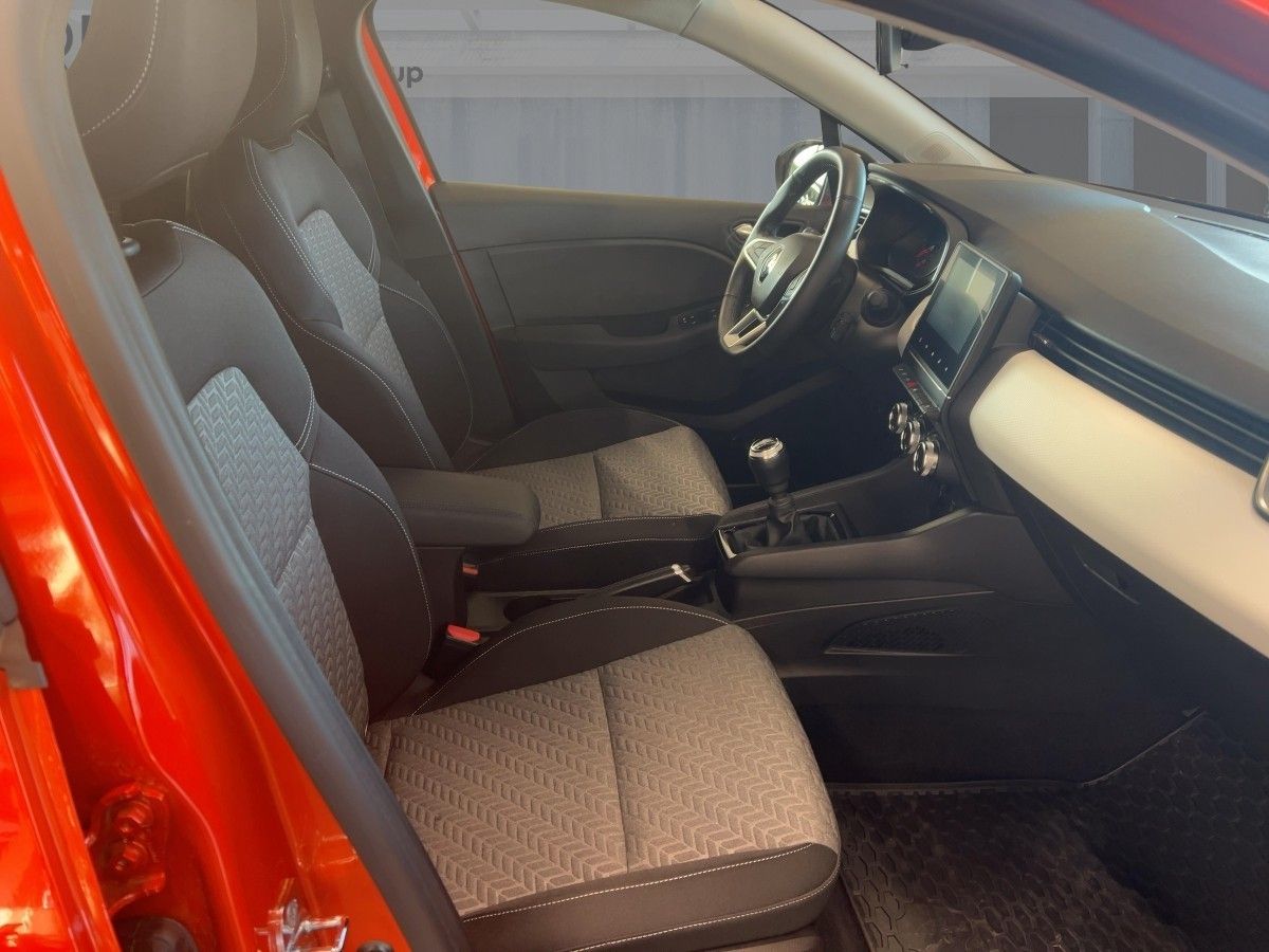 Renault Clio - Bild 8