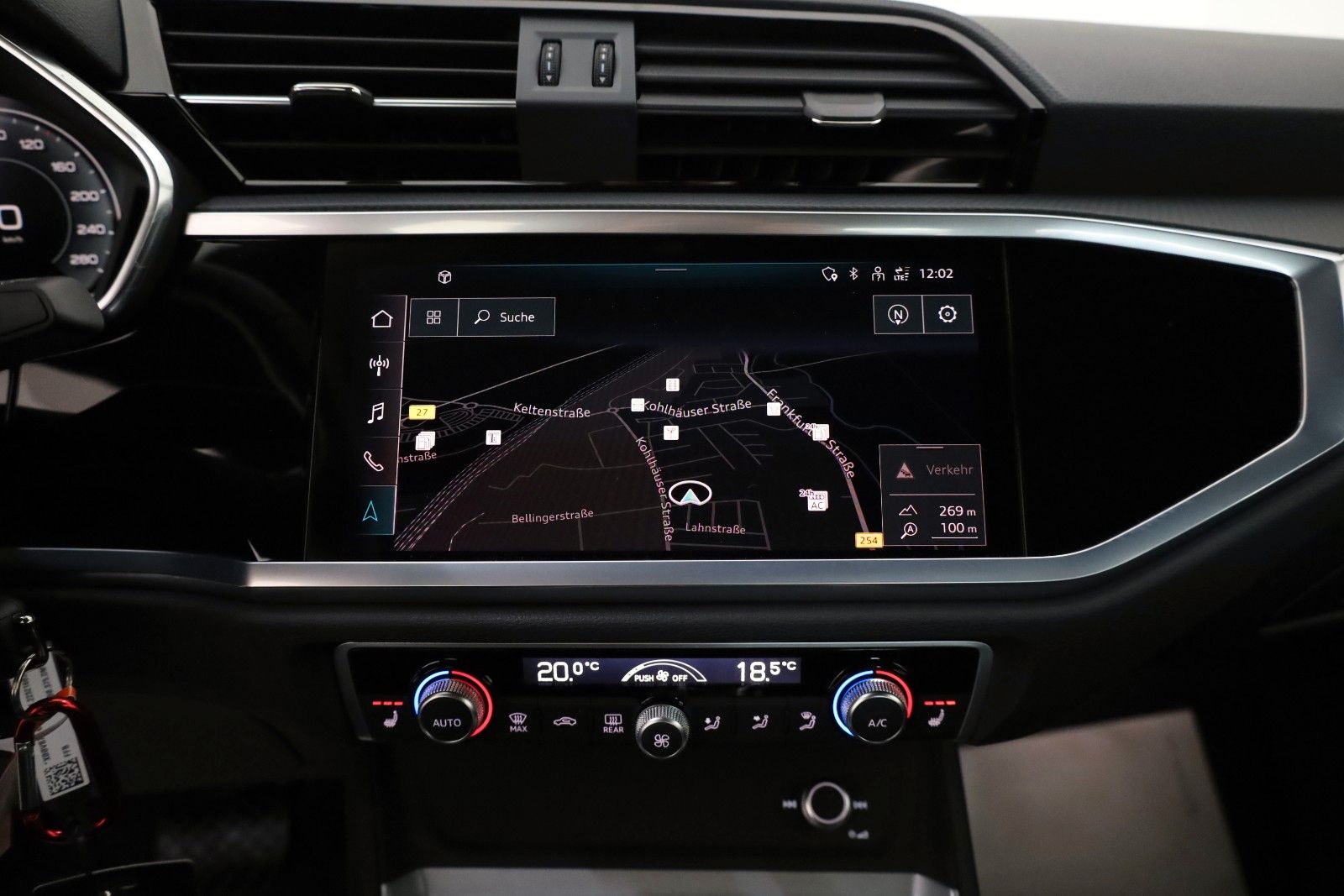 Fahrzeugabbildung Audi Q3 Sportback 45 TFSI e, Leder,Navi,SH,Kamera,AHK