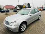 Mercedes-Benz C 240 C -Klasse Lim.  4Matic*ALLRAD*AUTOMATIK* - Mercedes-Benz C 240 Gebrauchtwagen