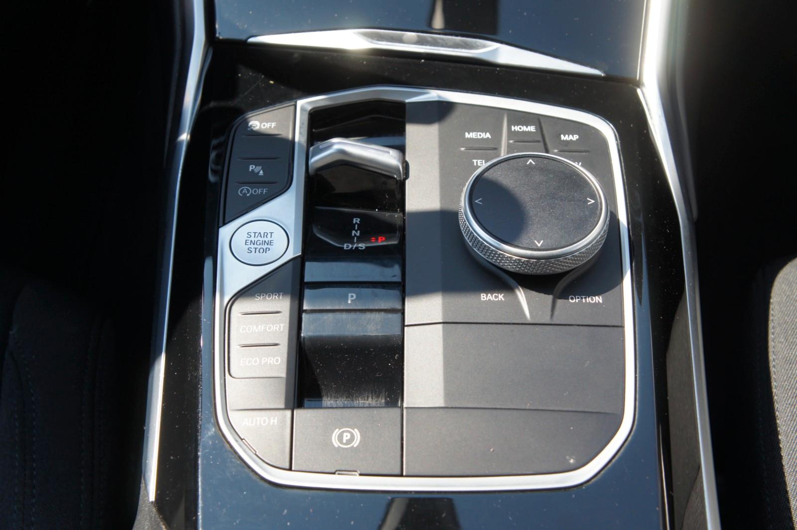BMW 320 i Touring *ACC*HUD*PANO*LED*KAM*FACELIFT*, миниатюра 21