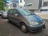 Volkswagen Sharan 2.0TDI Pacific Navi Schiedach 8x bereift - Volkswagen Sharan: Pacific