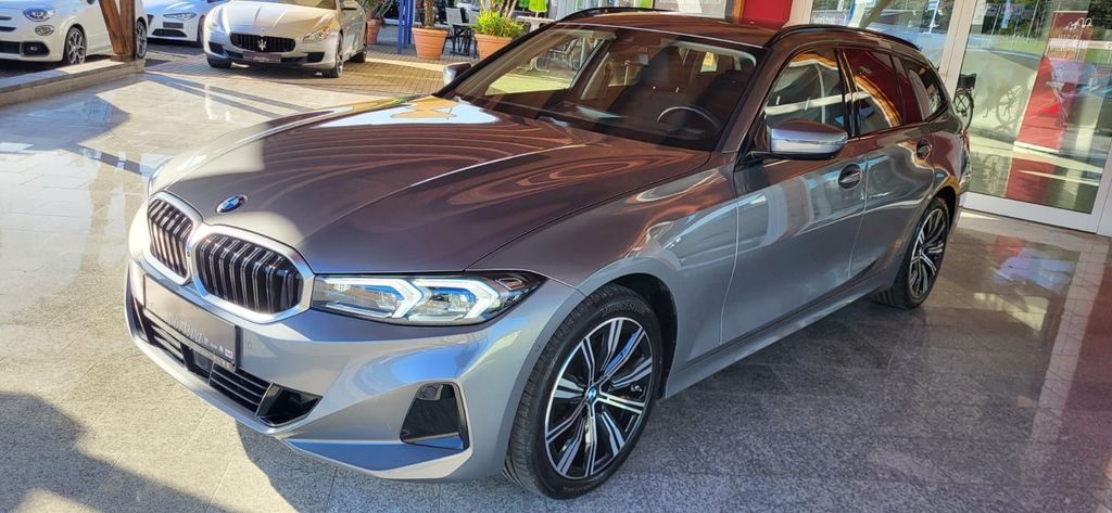 Image of BMW 320