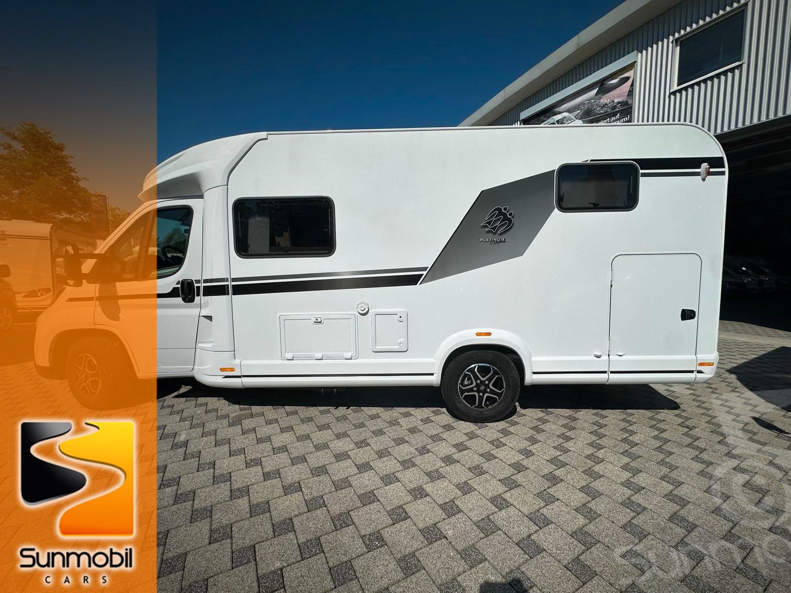 Fahrzeugabbildung Knaus Live Ti 650 MEG Platinum Selection 180 PS Auto